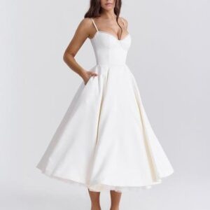 Granada – Fitted Bodice Midi Dress